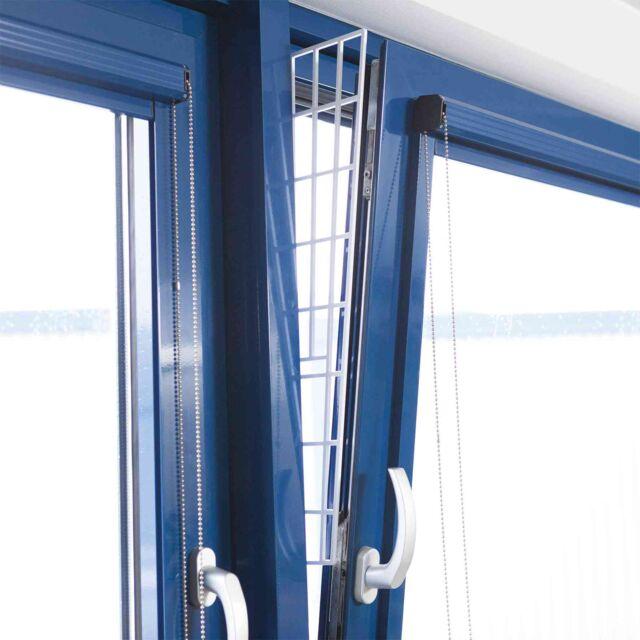 Produktbild Trixie Schutzgitter für Fenster (Manuelle Katzenklappe)