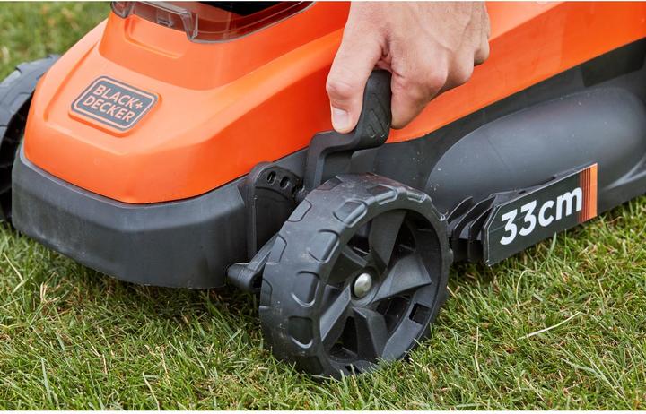 Actual product image Black & Decker Battery lawn mower BCMW3336N Solo (Rechargeable battery operated)