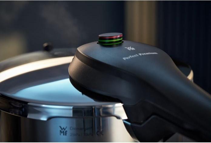 Actual product image WMF Steam / pressure cooker (22 cm, Steam cooker, Stainless steel)