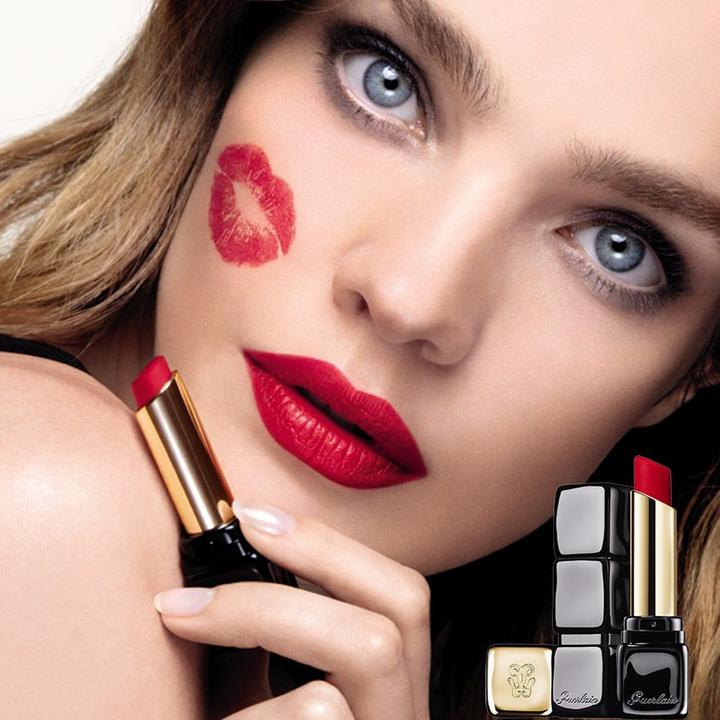 Immagine prodotto Guerlain KissLips Tender Matte No 940 (940 My Rouge)