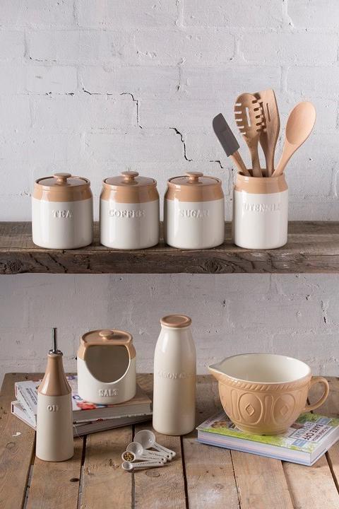 Actual product image Mason Cash Measuring Jug 'Cane (1900 ml)