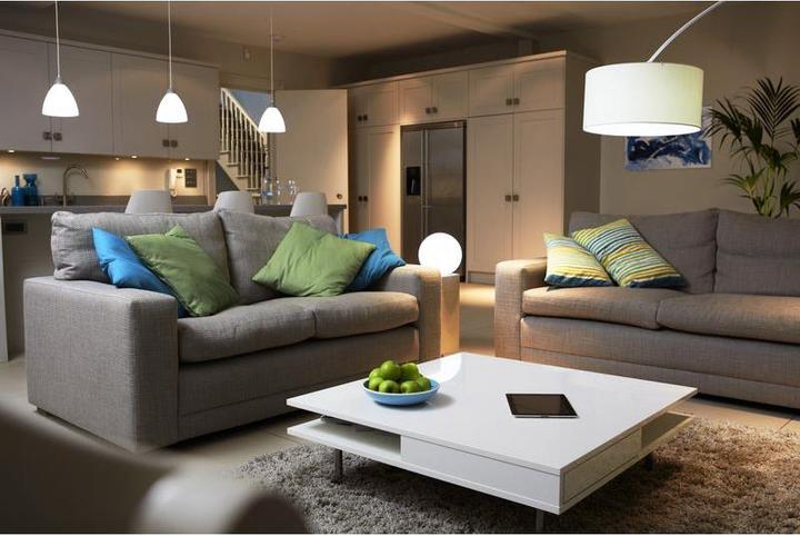 Produktbild Philips Hue White Starterset (E27, 9.50 W, 800 lm, 3 x)