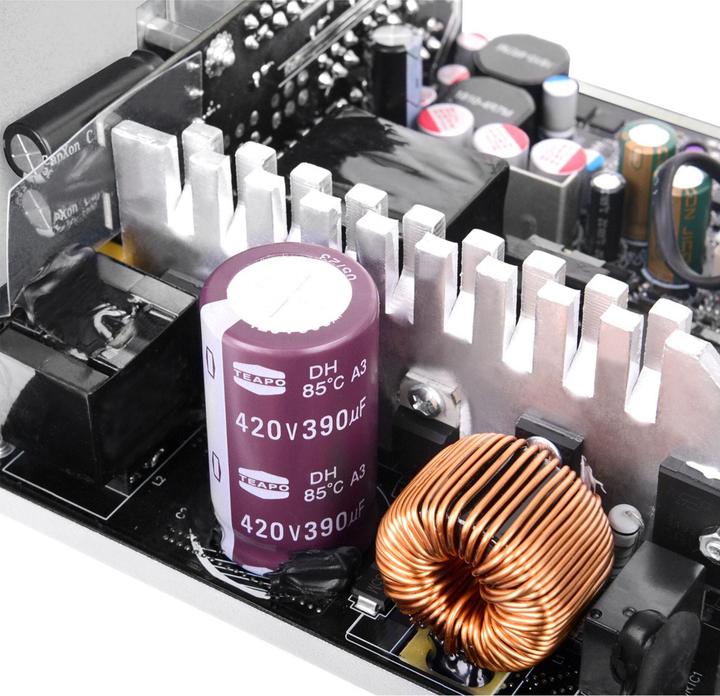 Produktbild Thermaltake Toughpower GT Snow (750 W)
