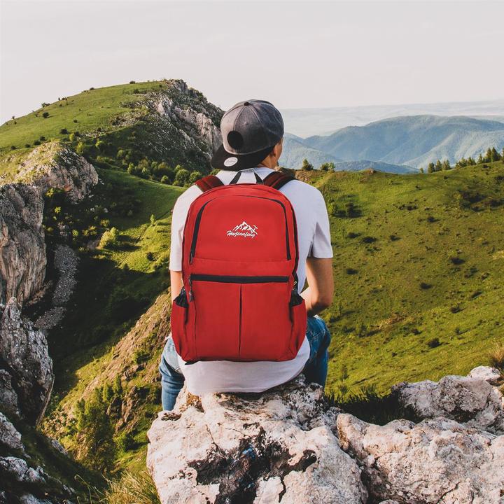 Actual product image Intirilife Foldable backpack in red (36 l)