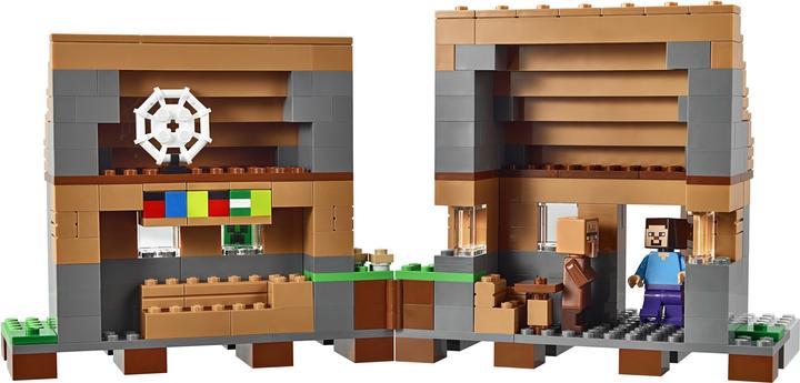 Actual product image LEGO Minecraft The Village (21128, LEGO Minecraft)