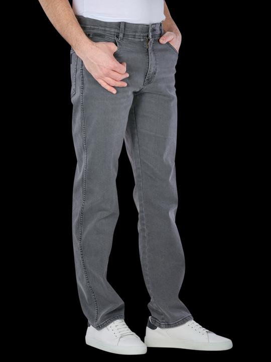 Actual product image Wrangler 10022030 (W40/L32)