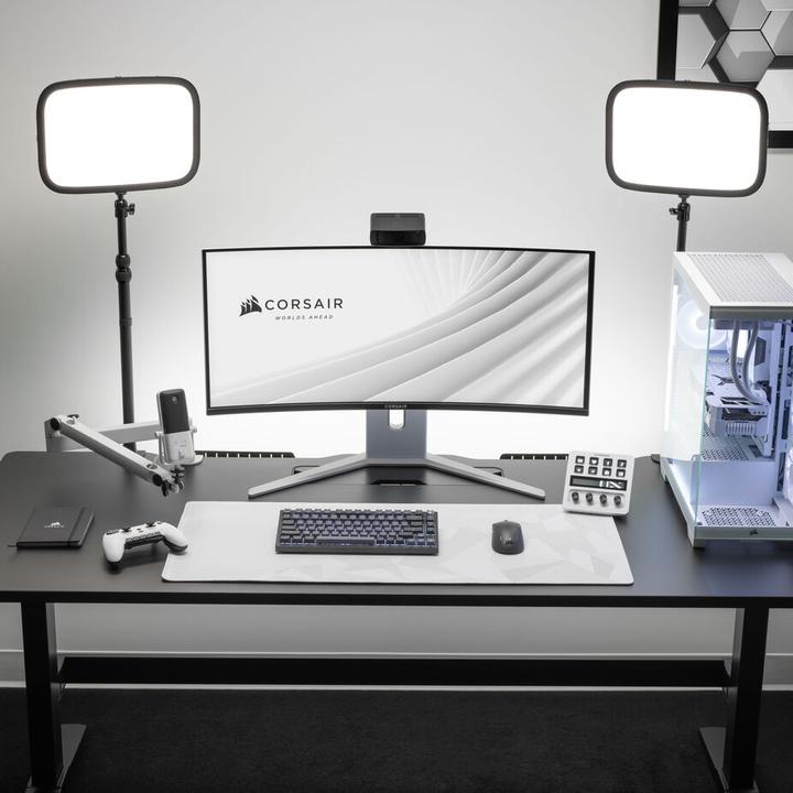 Actual product image Corsair Xeneon 34WQHD240-C (3440 x 1440 pixels, 34")