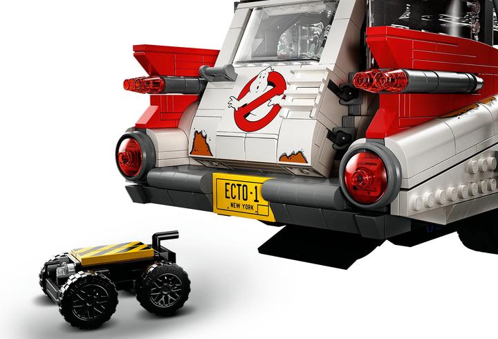 Actual product image LEGO Ghostbusters ECTO-1 (10274, LEGO Icons, LEGO Rare Sets)