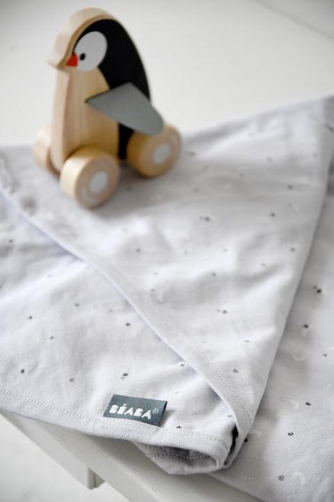 Actual product image Beaba Miracle™ Blanket - Moon & Stars