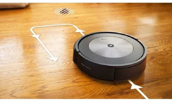 Image du produit iRobot Roomba j7 (Robot vacuum)