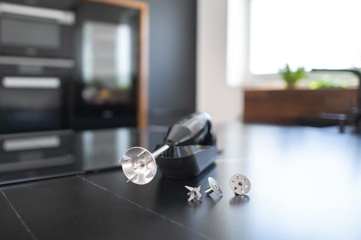 Produktbild ESGE Zauberstab Cordless schwarz (EU-Stecker)