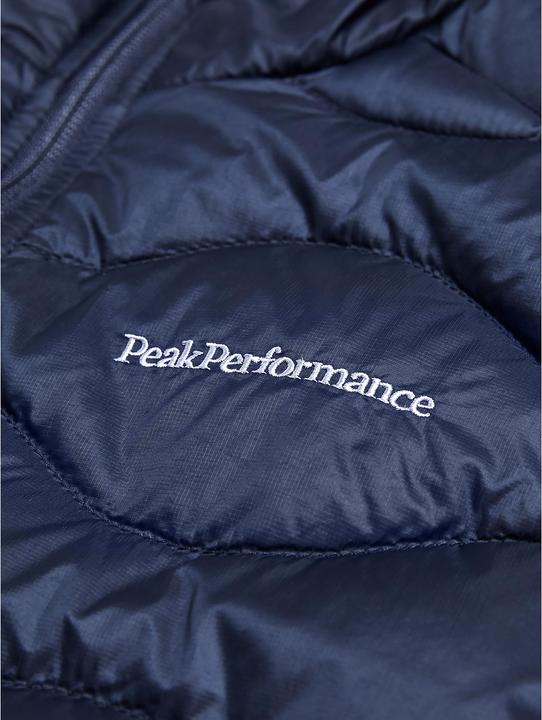 Actual product image Peak Performance Women's Helium Down Vest (L)