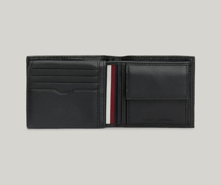 Actual product image Tommy Hilfiger Th Central Cc Flap And Coin (100% Leather (FWA))