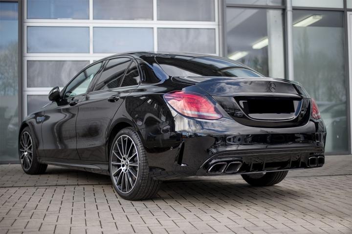 Produktbild Stag Mercedes C-Klasse - Diffusor Paket C63 Amg Optik
