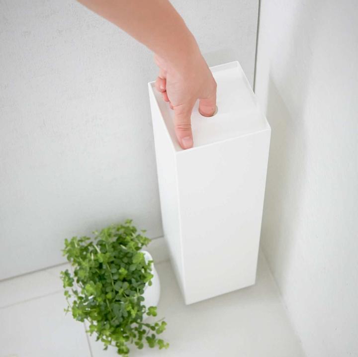 Actual product image Yamazaki Schmaler Toilettenpapierhalter TOWER