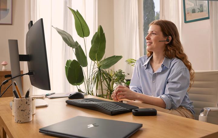 Actual product image Poly Office Basisstation Legend