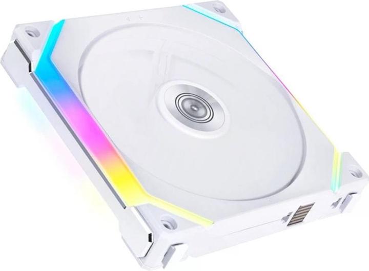Actual product image Lian-Li Uni Fan SL140 V2 ARGB (140 mm, 1 x)