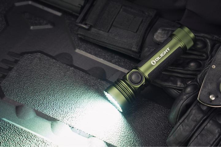 Actual product image Olight Seeker 4 Pro - EDC torch (13.30 cm, 4600 lm)