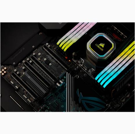 Actual product image Corsair MP600 Pro (4000 GB, M.2 2280)