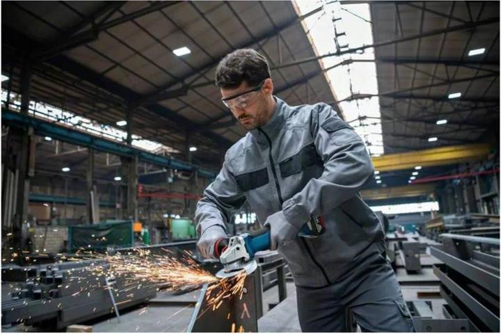 Actual product image Bosch Professional BOSC Battery Angle Grinder (125 mm)