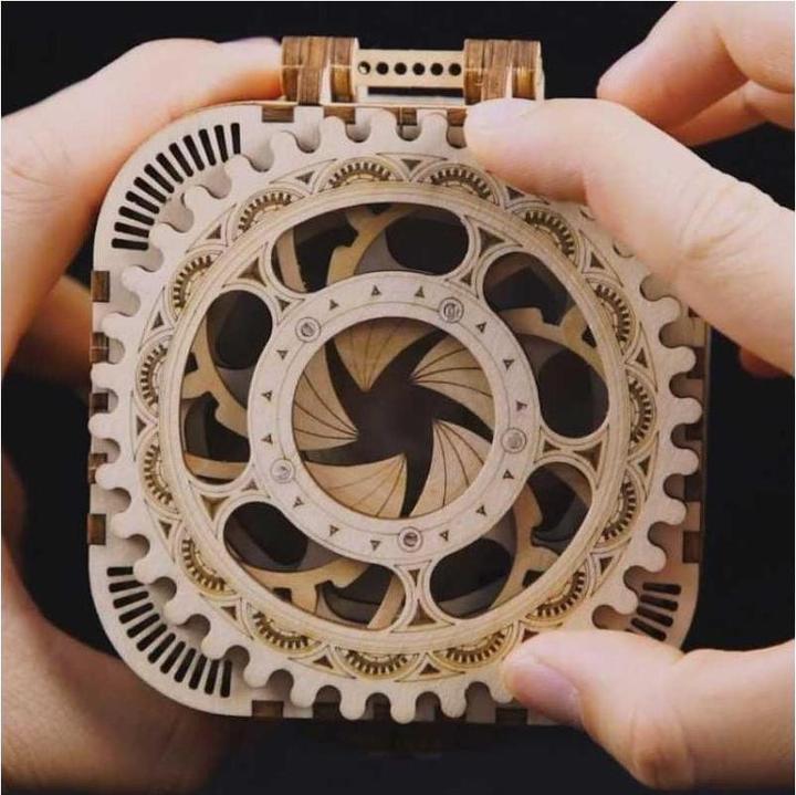 Immagine prodotto Robotime Scrigno del tesoro