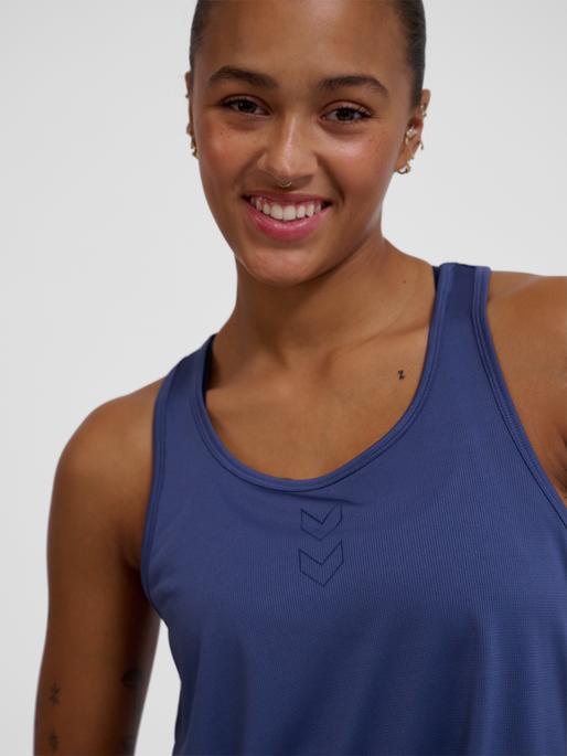 Produktbild hummel Hmlcourt Light Weight Tanktop W (M)