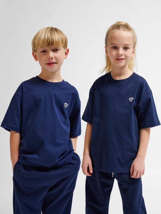 Image du produit hummel hmlJR LOOSE T-SHIRT S/S BEE (24, 25, 26, 27, 28)