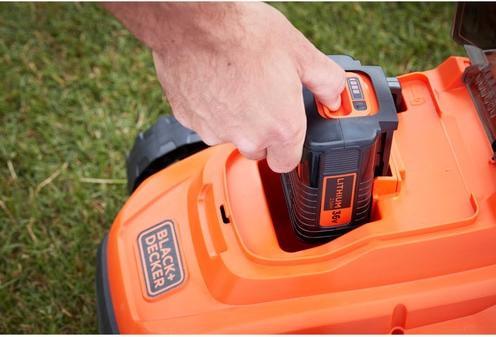 Actual product image Black & Decker Battery lawn mower BCMW3336N Solo (Rechargeable battery operated)