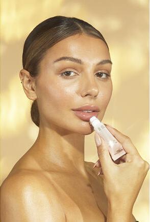 Actual product image Makeup Revolution Miracle Lip Oil (8 ml)