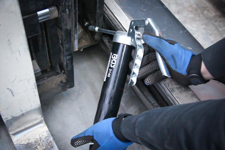 Actual product image BGS One-hand grease gun