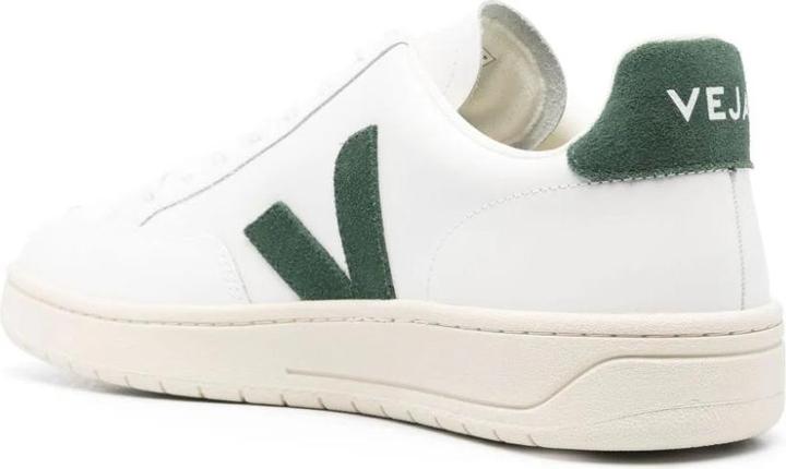 Actual product image Veja V-12 (43)