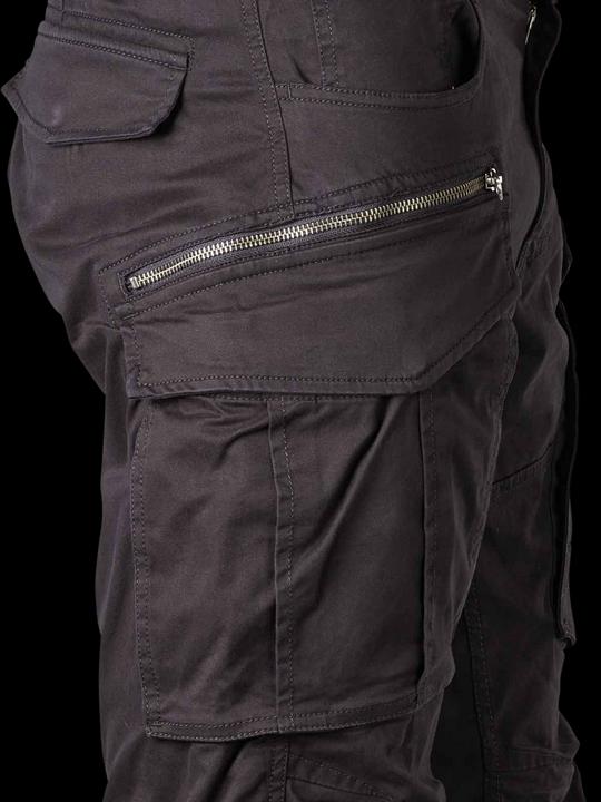Actual product image Replay Joe Cargo Pant Relaxed Fit Black (W31/L32)
