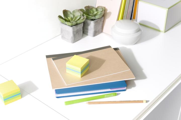 Actual product image Post-it Notes Cube Mini Lemon (51 x 51 mm)