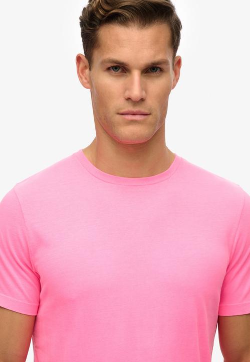 Actual product image Superdry Classic Essential Tee (L)
