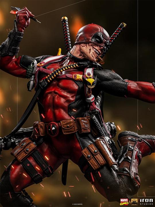 Actual product image Iron Studios Marvel Comics - Deluxe BDS: Deadpool 1/10