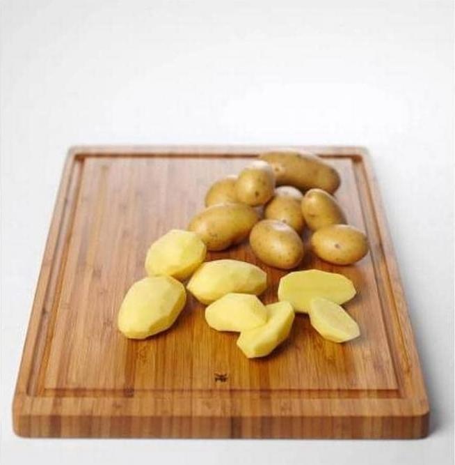 Actual product image WMF Natural bamboo chopping board large with juice groove - blade-friendly