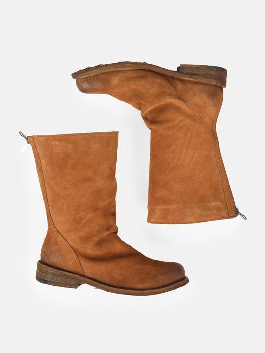 Actual product image Felmini GREDO W107 Wide Fit boot in suede, with a zip at the back for a secure fit. (36)