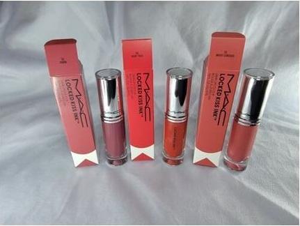Image du produit MAC Cosmetics M.A.C. Locked Kiss Ink UPGRADED (Mise à niveau)