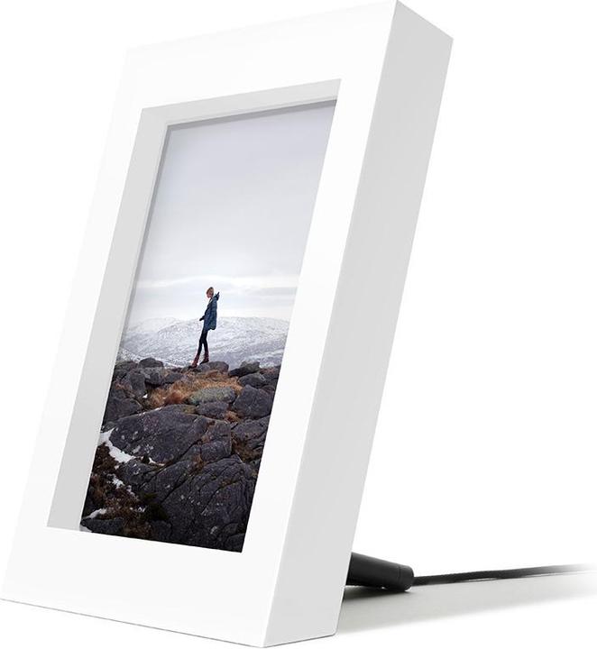 Actual product image TwelveSouth PowerPic (10 W)