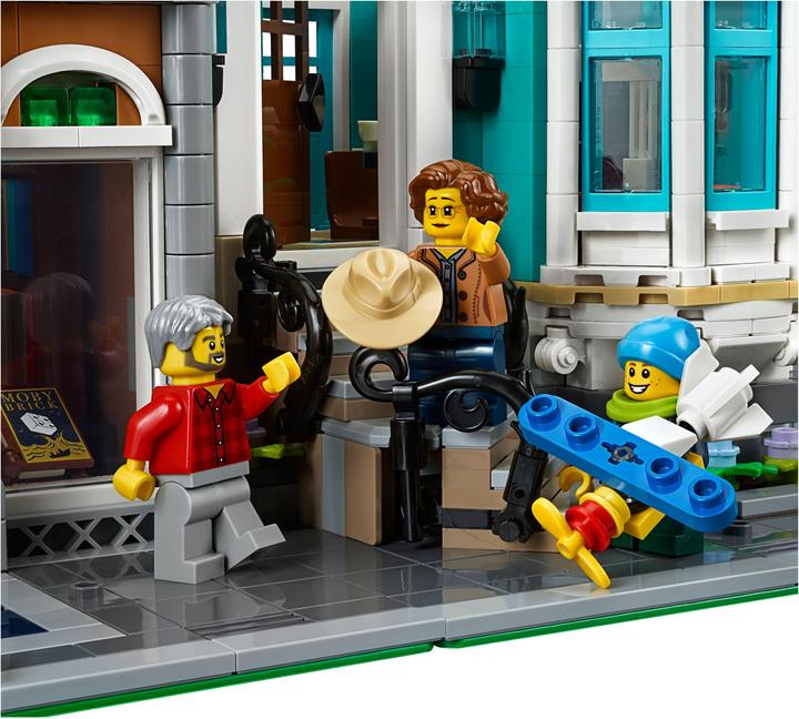 Actual product image LEGO bookshop (10270, LEGO Creator Expert, LEGO Rare Sets)