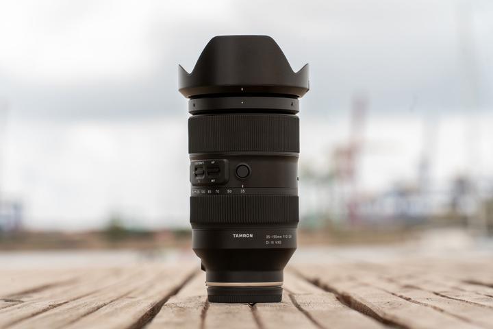 Image du produit Tamron AF 35-150 mm f/2.0-2.8 Di III VXD (Sony E, Plein format)