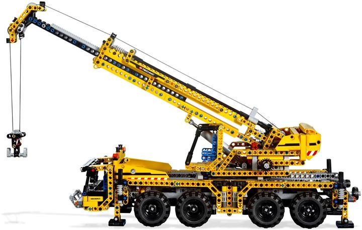Actual product image LEGO Mobiler Kran (8053, LEGO Technic)