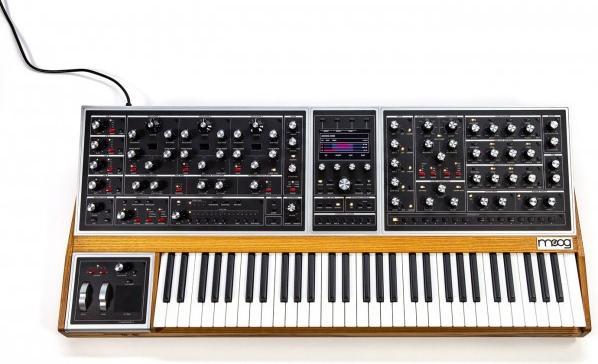 Actual product image Moog One 16