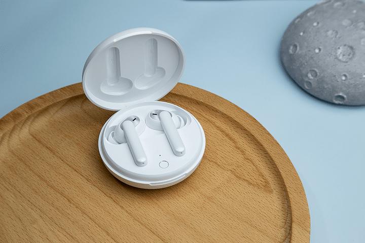Actual product image OPPO Enco W31 (5 h, Wireless)