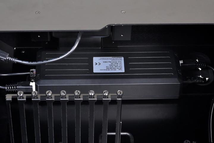 Actual product image Lian-Li Dk-04x (ATX, mATX, E-ATX)