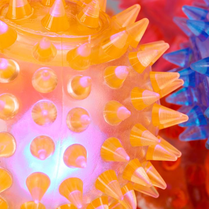 Actual product image Relaxdays LED Spiky Ball Set of 12