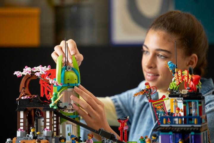 Produktbild LEGO Die Märkte von Ninjago City (71799, LEGO Ninjago, LEGO Seltene Sets)
