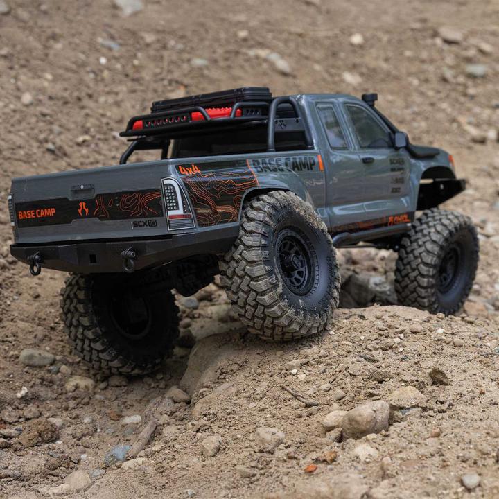 Image du produit Axial Scale Crawler SCX10 III Base Camp ARTR, Gris (RTR Prêt à fonctionner)