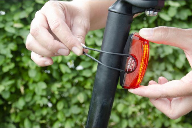 Actual product image CatEye GVolt 70.1 (70 lm)