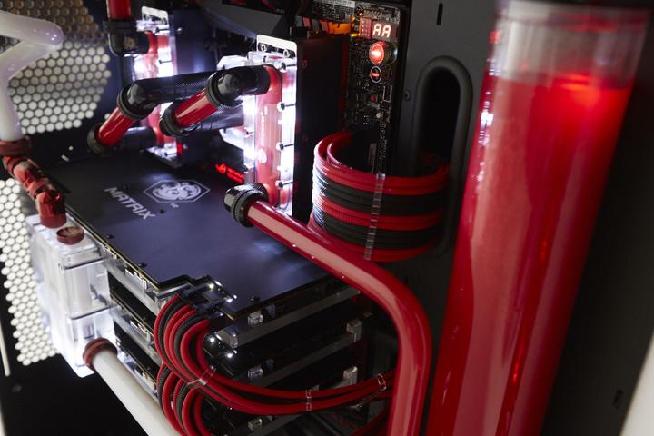 Actual product image Joule Performance Craft 1 (Intel Core i9-7980XE, 64 GB, 1000 GB, GeForce GTX 1080 Ti)